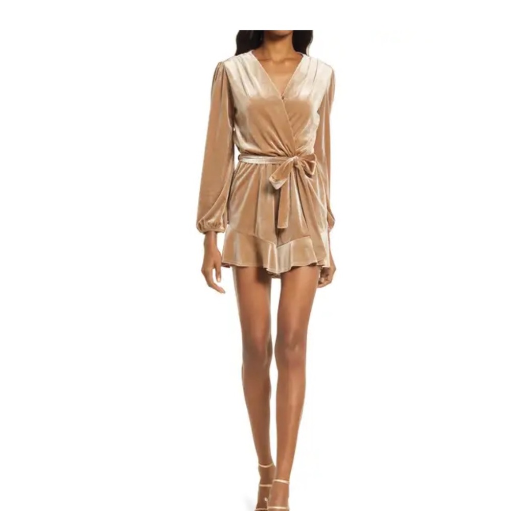 Fraiche by J Velvet romper with tie waist